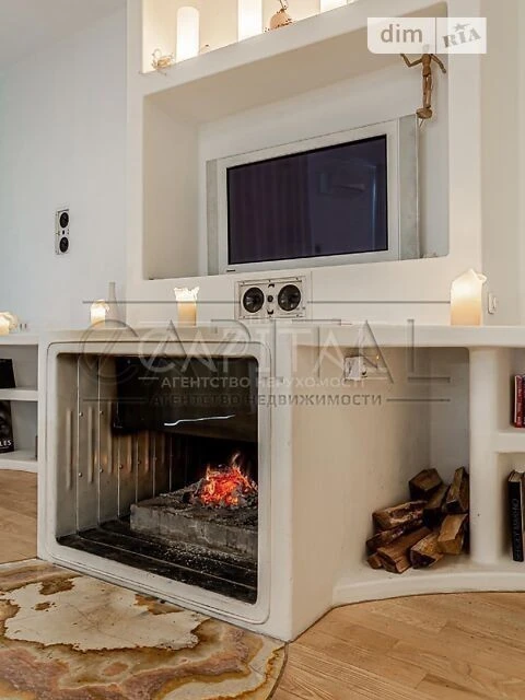 Продаж 3к квартири 160 кв. м на вул. Велика Васильківська 29