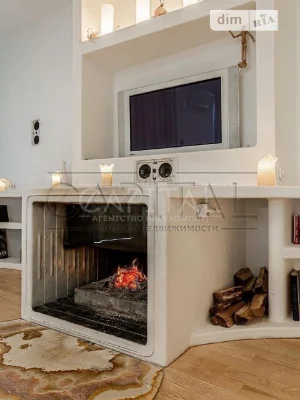 Продаж 3к квартири 160 кв. м на вул. Велика Васильківська 29