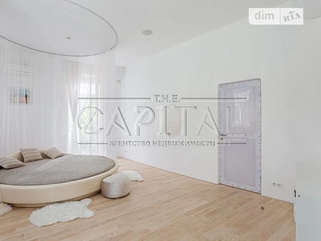 Продаж 3к квартири 160 кв. м на вул. Велика Васильківська 29