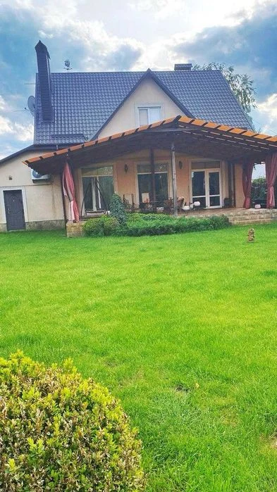 Продаж! Будинок розташован поряд міста Черкаси