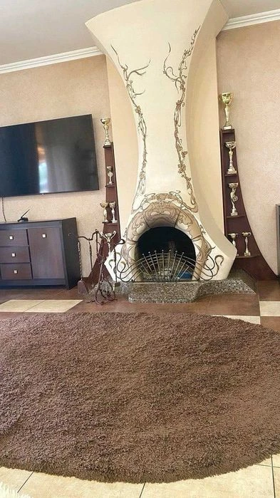 Продаж! Будинок розташован поряд міста Черкаси