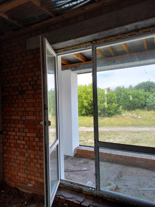 Таунхаус в тихому місці біля лісу