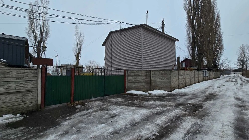 Гніздечко на причалі