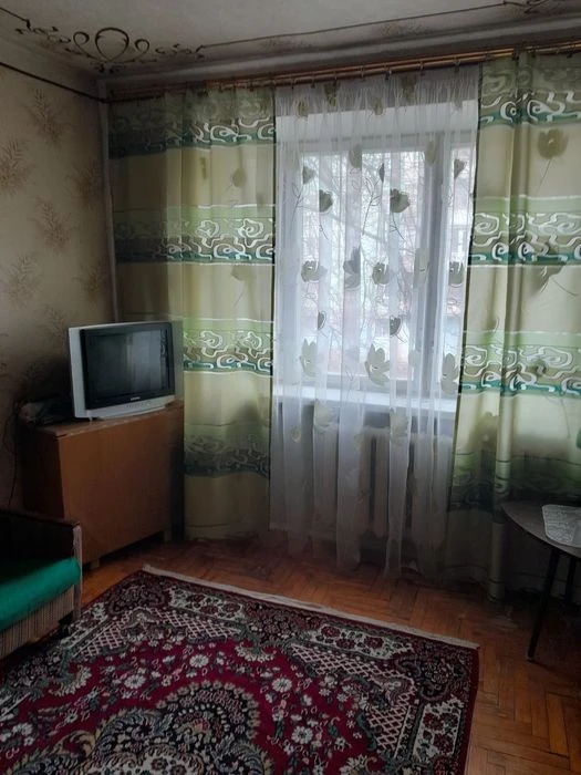 2х комнатная на Чумаченко район 40гастронома