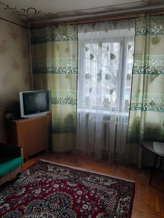 2х комнатная на Чумаченко район 40гастронома