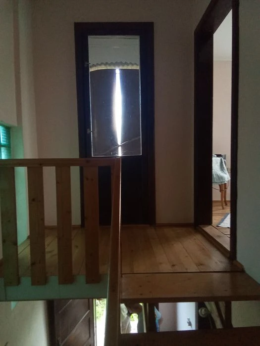 Продаж дачі з каміном та панорамним видом на місто