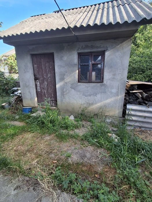 продається будинок