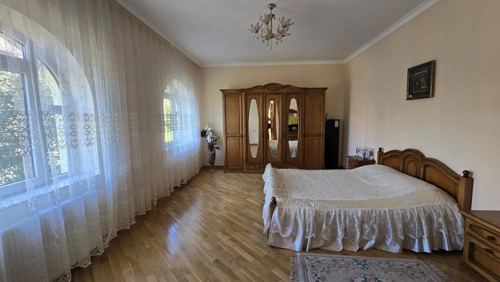 Продаж будинку район Кварцу