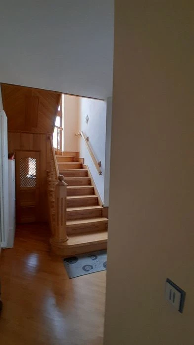 Продаж будинок 166м2 Чернівці Роща