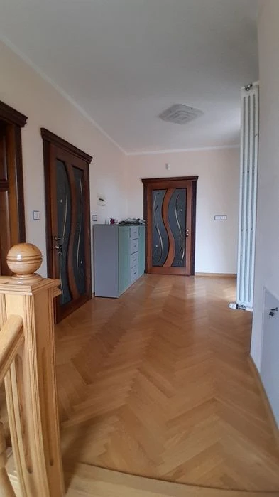 Продаж будинок 166м2 Чернівці Роща