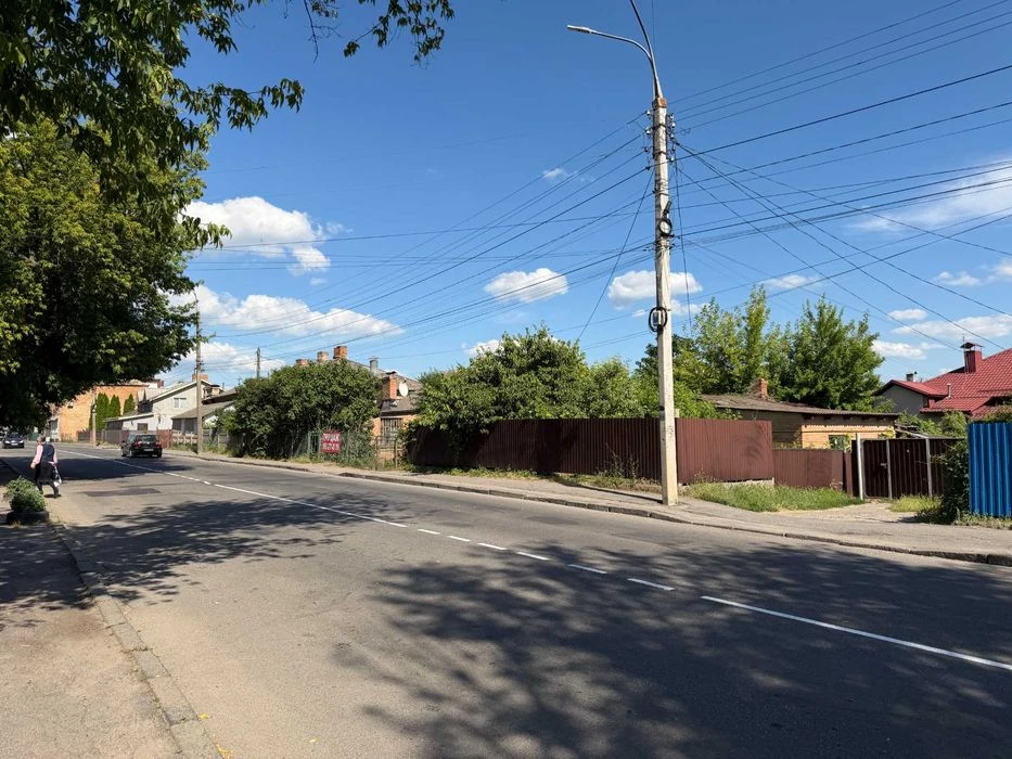Продажа участка в центре города (Кориатовичей)