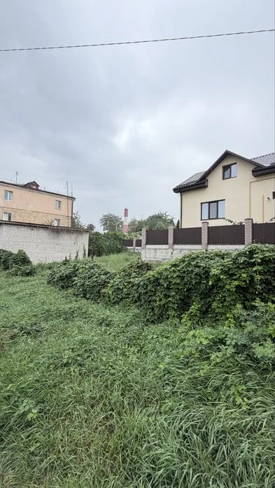 Продаж земельної ділянки в центрі міста