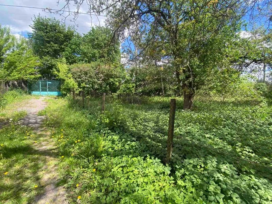 Продаж перспективної земельної ділянки під котеджну забудову