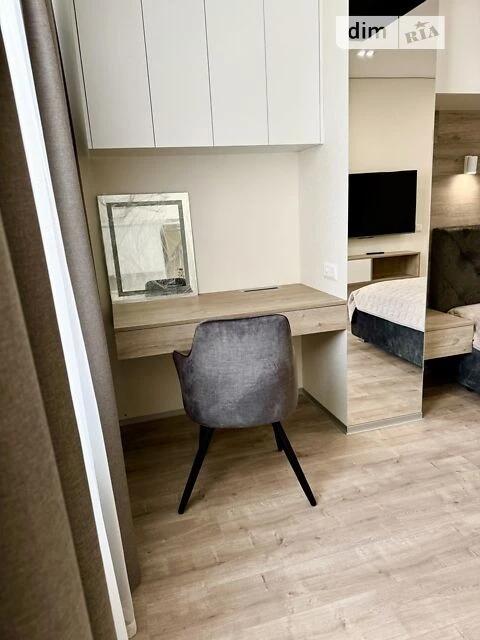Sale of 3-room apartment 85.3 sq. m. on Revutskoho St. 19/1 • ID 3