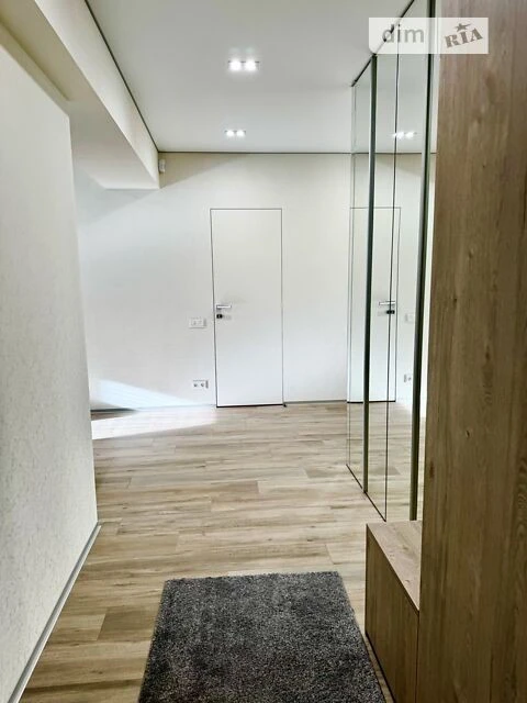 Sale of 3-room apartment 85.3 sq. m. on Revutskoho St. 19/1 • ID 3