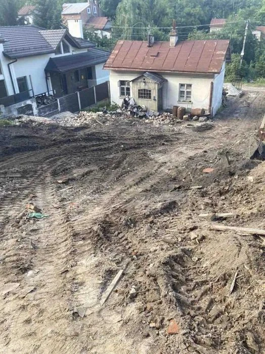 Продаж земельної ділянки під будівництво вул. Міжгірна, ("Пр