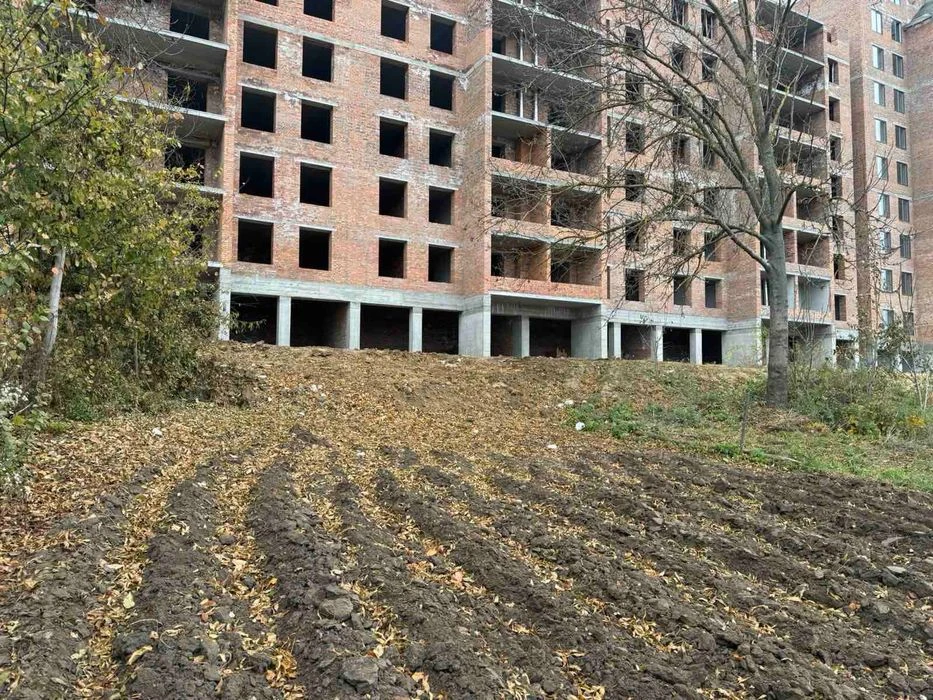 Земельна ділянка комерційного призначення