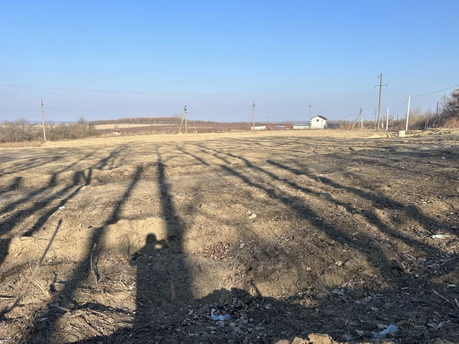 Комерційна ділянка 1,5 га біля M11 1-ша лінія І Бізнес | Лог