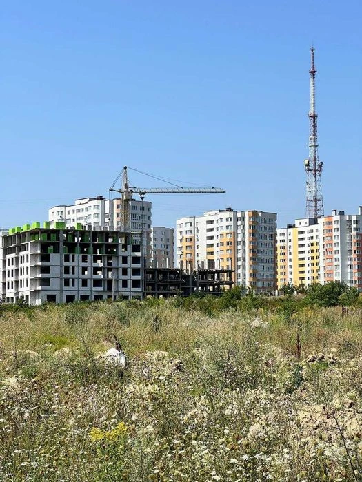 Земельна ділянка масив Отрадне.