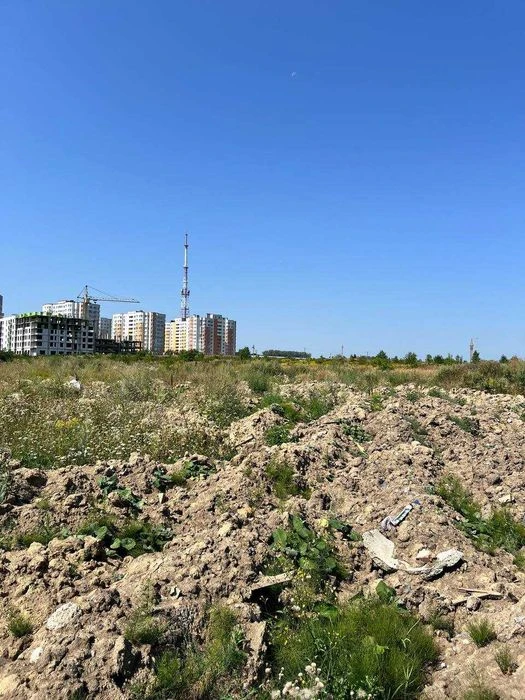 Земельна ділянка масив Отрадне.