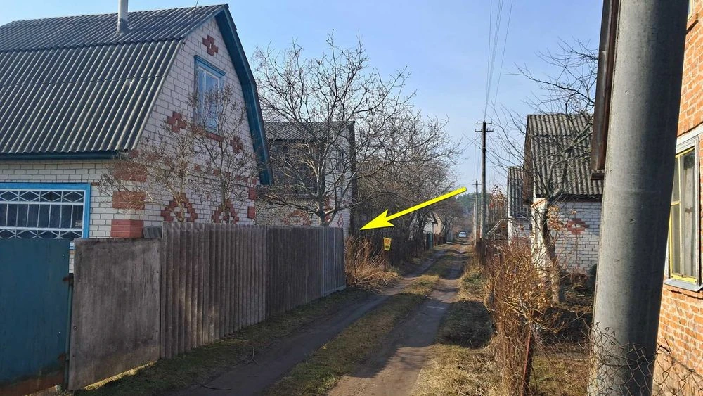 СМ Приватизована земельна ділянка + будівля під майбутній бу
