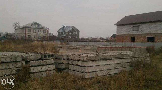Земельный участок 12 соток под жилую застройку