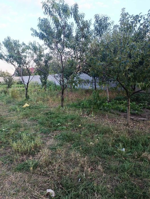 Харкові часток 10 сотів. з функція під забудову вул. Єдності