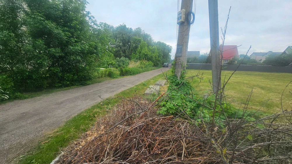 Земельна ділянка правильної форми,Лісковиця,15 соток, кутова