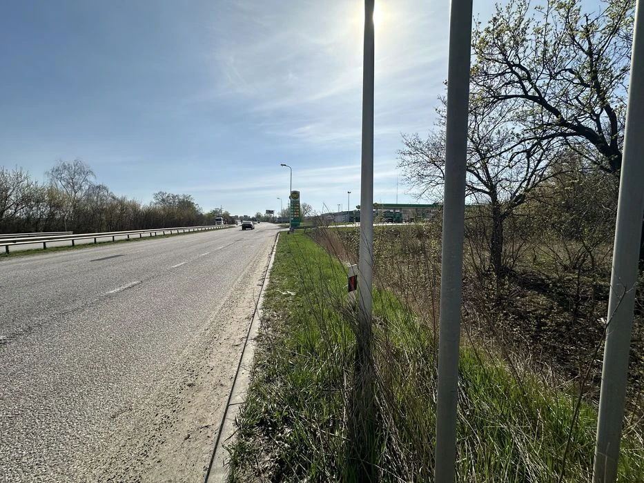 Продам земельну фасадну ділянку 6га київська траса