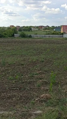 Продам земельный участок 15 соток  р-н Аэропорт