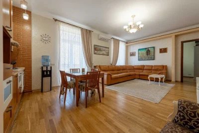 Продаж 3-кімнатної квартири Тарасівська 4А, центр Києва, вис