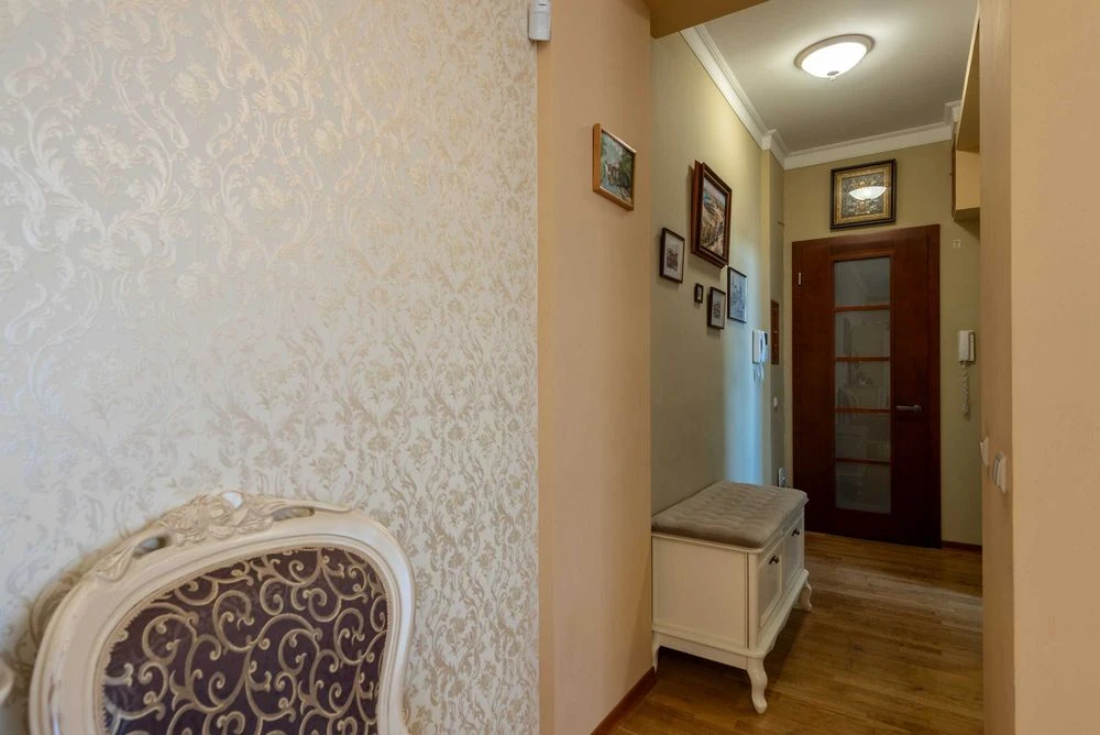 Продаж 3-кімнатної квартири Тарасівська 4А, центр Києва, вис