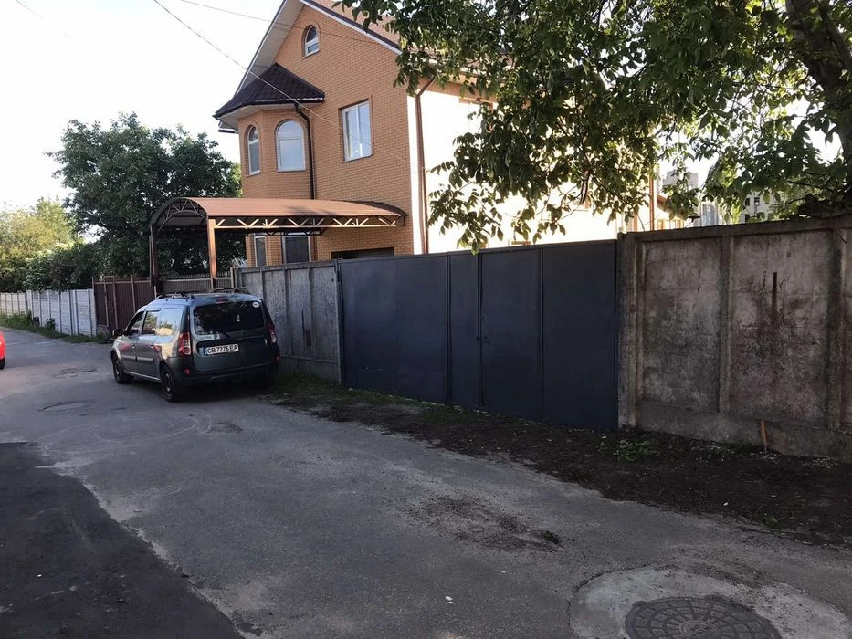 Земельна ділянка під будівництво Пухова 5 соток, земельный у