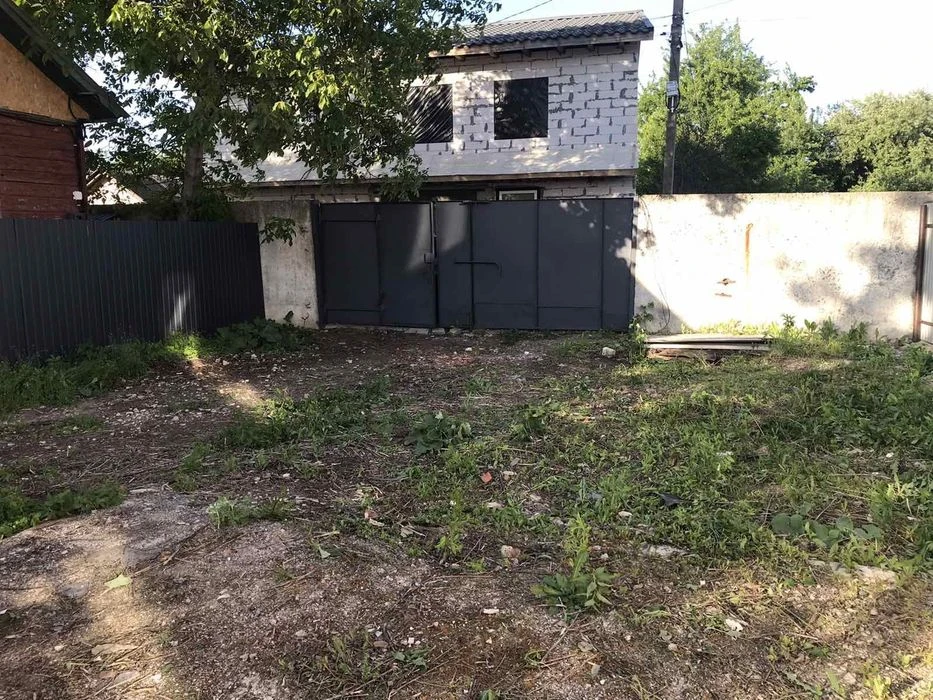 Земельна ділянка під будівництво Пухова 5 соток, земельный у