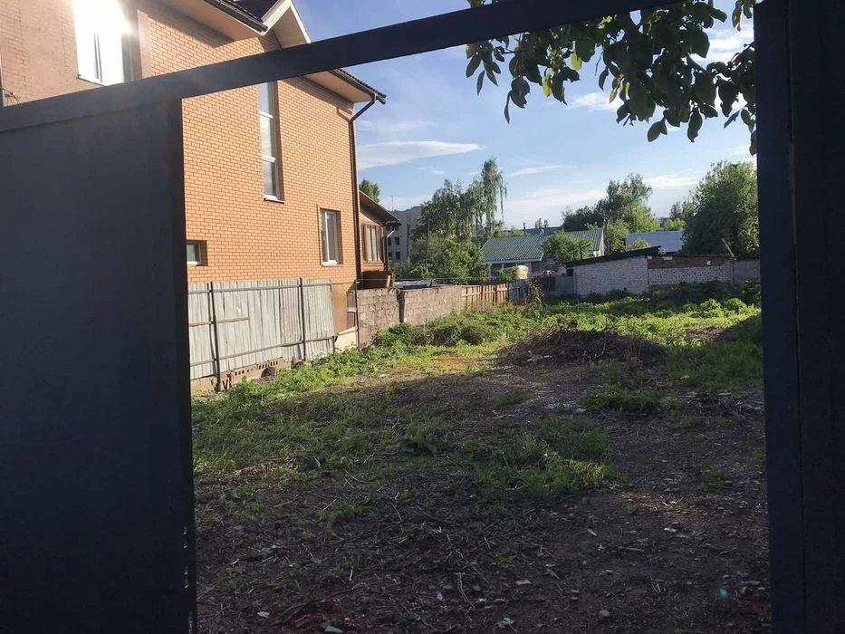 Земельна ділянка під будівництво Пухова 5 соток, земельный у