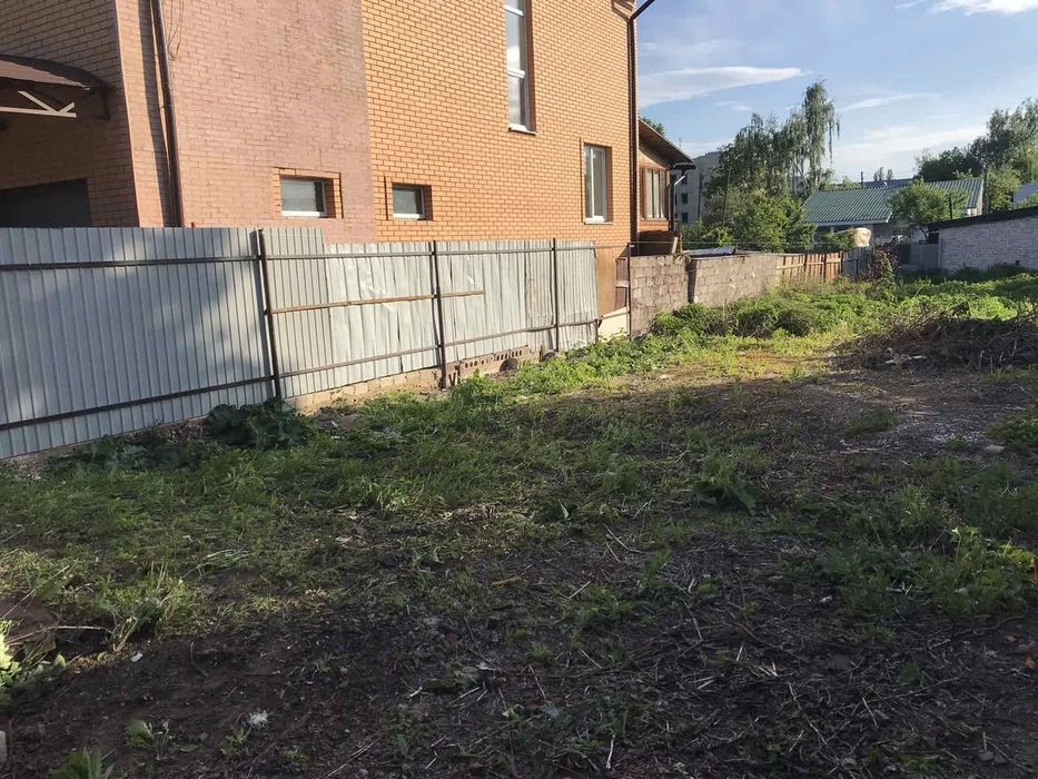 Земельна ділянка під будівництво Пухова 5 соток, земельный у