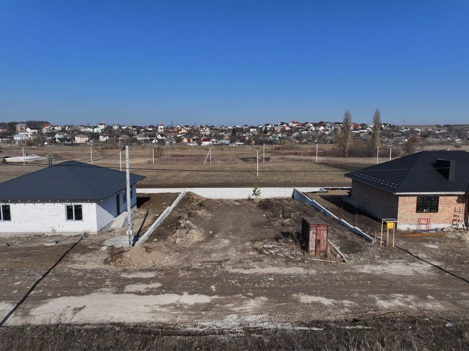 Продам ділянку 5 соток Р-н Райський сад