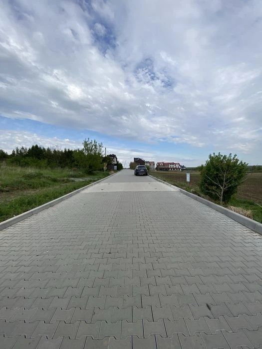 Земельна ділянка в Новому Дворі