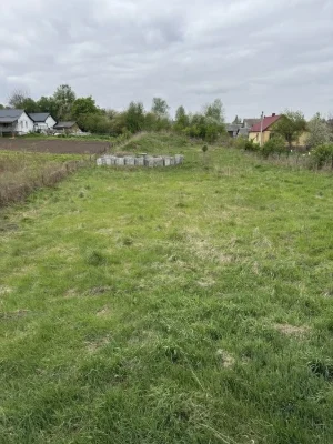 Продаж фасадної ділянки за авторинком