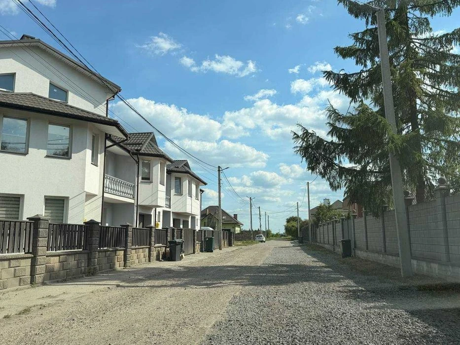 Кутова ділянка 26 соток на Агропереробці