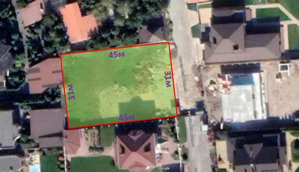 The last land plot on Yasna Street, Forum Village