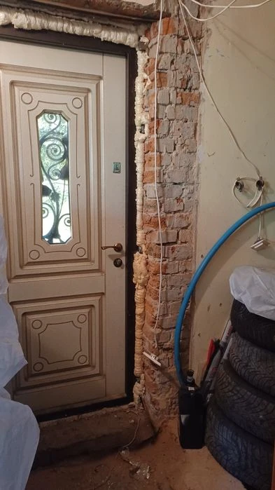 Продається земельна ділянка з незавершеним будівництвом!!