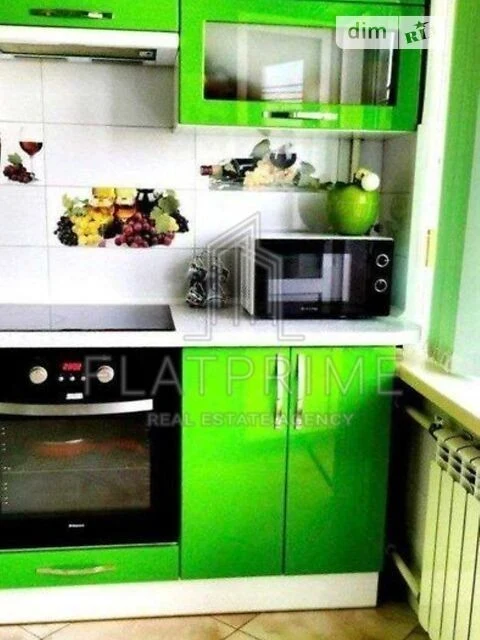 Sale of 3-room apartment 67 sq. m. on Panteleimon Kulisha Street 17 •