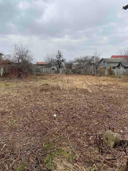 Земельна ділянка в місті
