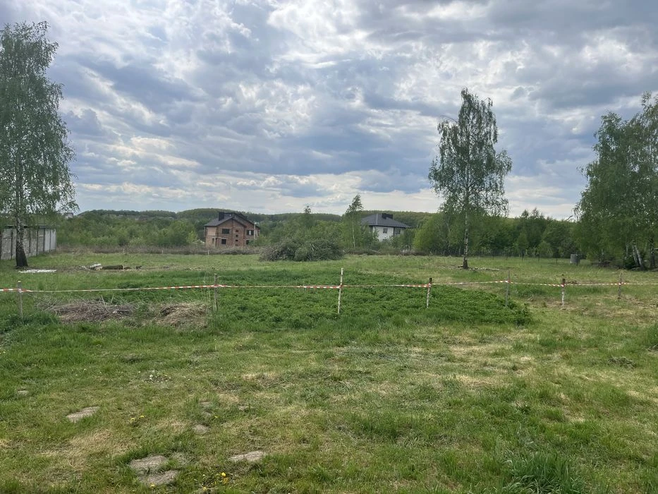 Земельна ділянка 25сот.(3500$ за сотку)Івано-Франківськ.Р-н