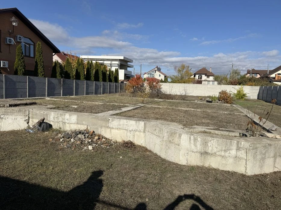Plot - sunny, Aleksandrovskaya 25, right bank