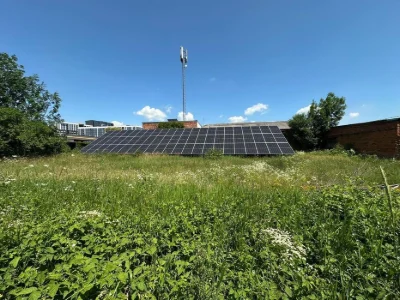 Продам земельну ділянку з старим будинком поруч Паркової але
