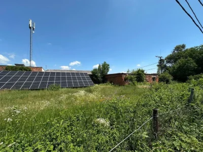 Продам земельну ділянку з старим будинком поруч Паркової але