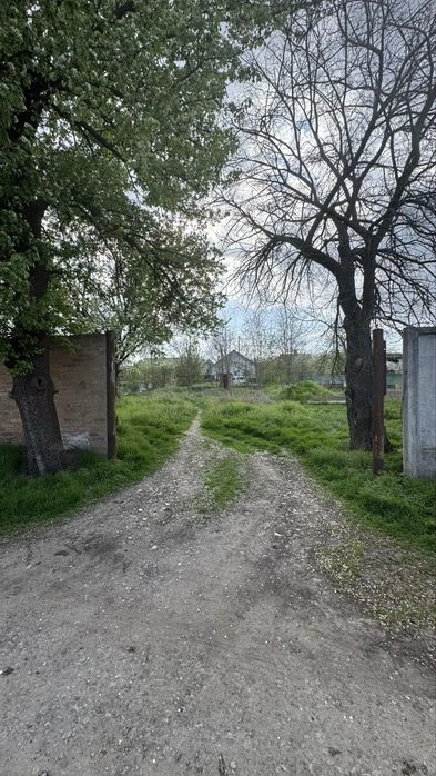 Продається участок на Арнаутова