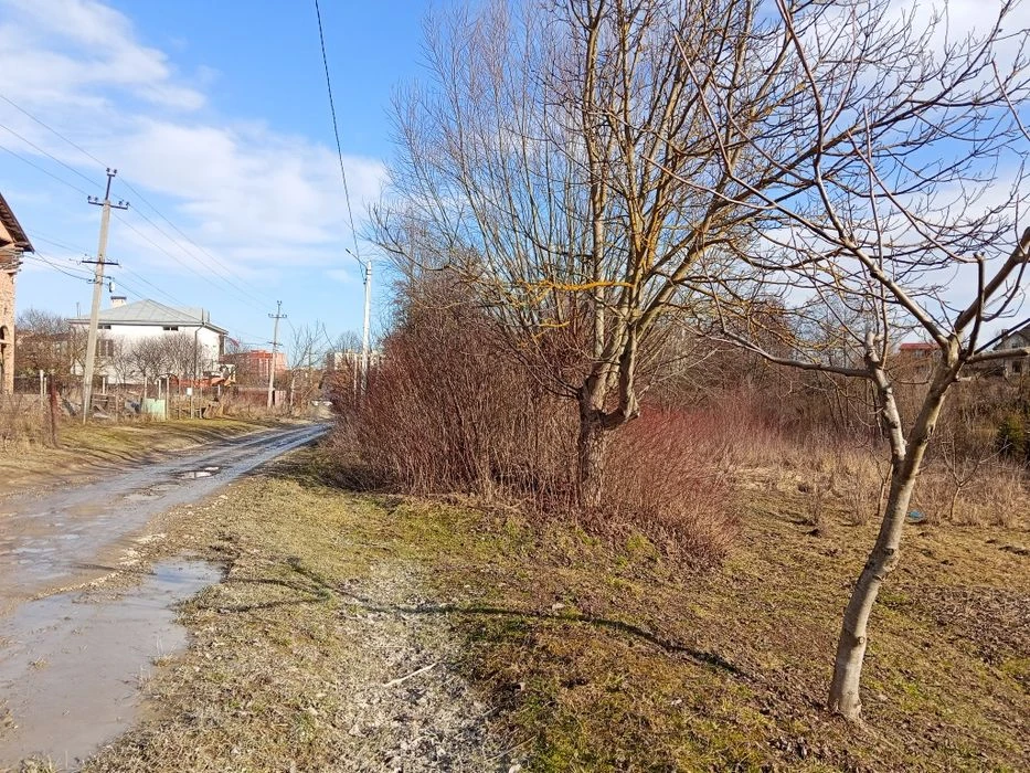Продам земельну ділянку
